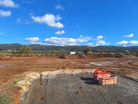 vente terrain 992 m² à les mees (04190)  102 000 €