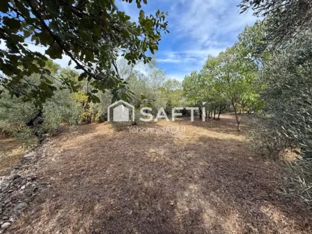 vente terrain 1200 m² à carces (83570)  118 000 €