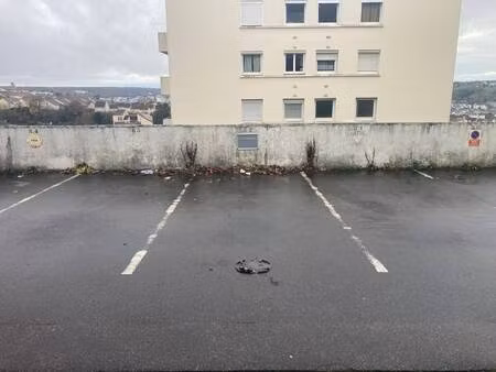 parking à louer