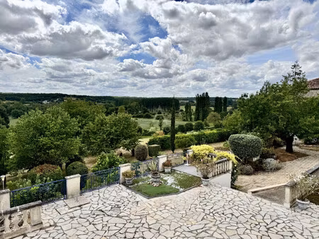 vente maison mouthiers sur boeme  160m² 9 pièces 496 700€ avec garage