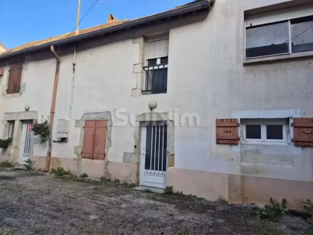 vente immeuble 11 pièces 275 m² à orchamps (39700)  149 000 €