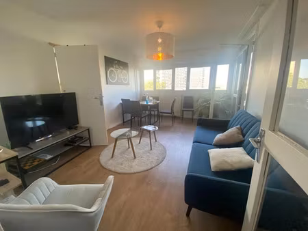 location meublée appartement 4 pièces 82.85 m² à talence (33400)  500 €