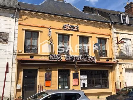 immeuble à beau potentiel en plein centre ville