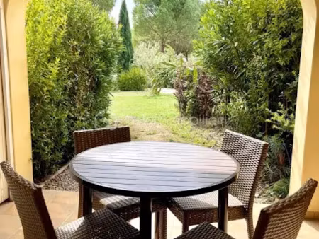 location meublée appartement 2 pièces 35 m² à mallemort (13370)  700 €