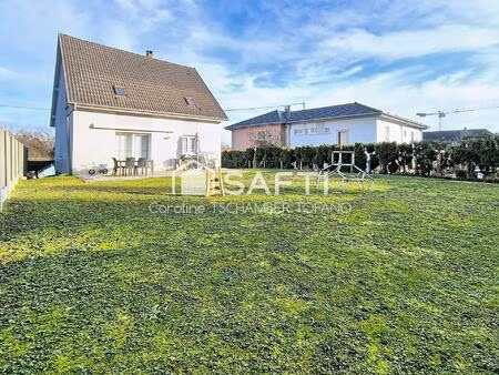 belle maison individuelle avec 3 chambres et sous sol aménagé
