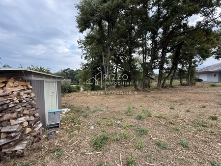 terrain constructible de 501m2 à armoy