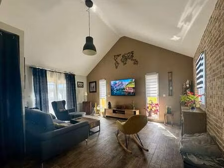 location maison meublé à lothey (29190) : à louer meublé / 121m² lothey