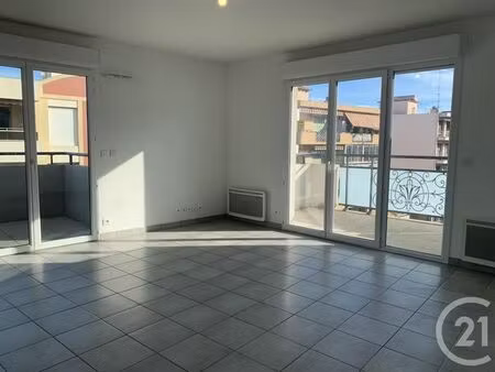appartement f4 à louer - 4 pièces - 89 82 m2 - st laurent du var - 06 - provence-alpes-cot