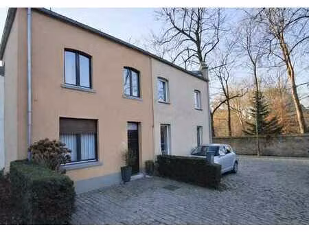 ***compromis en cours*** charmante maison 3ch avec jardin