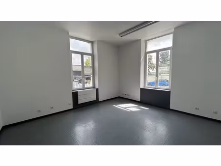 location locaux professionnels 20.29 m² à reims (51100)  433 €