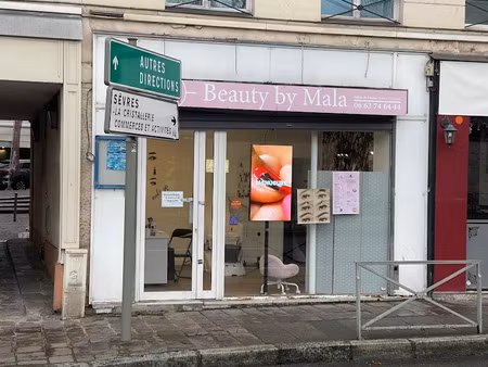 location locaux professionnels 26 m² à sevres (92310)  867 €