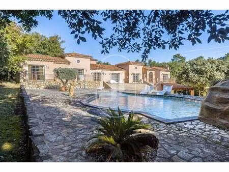 villa de luxe à vendre à saint-laurent-des-arbres : 890 000€ | 240m²