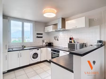 t4 rue docteur bordier dans immeuble ravalé