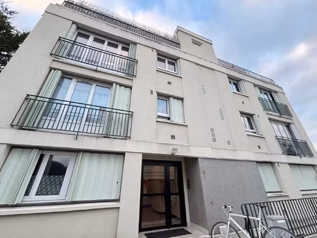 à vendre f1 cave et place de parking l isle adam