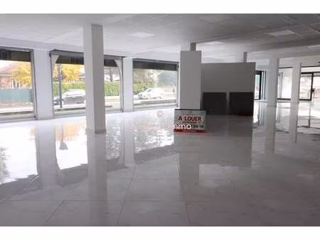 local commercial à louer