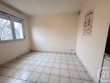 appartement f1 à louer - 1 pièce - 24 m2 - chambray les tours - 37 - centre