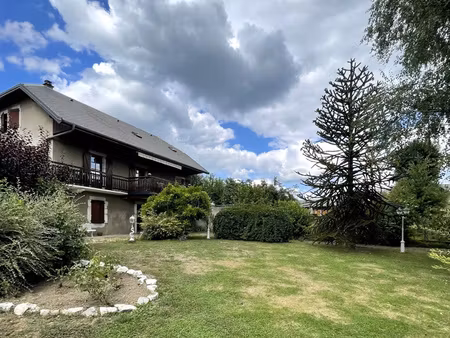 maison de charme sur la commune de sales