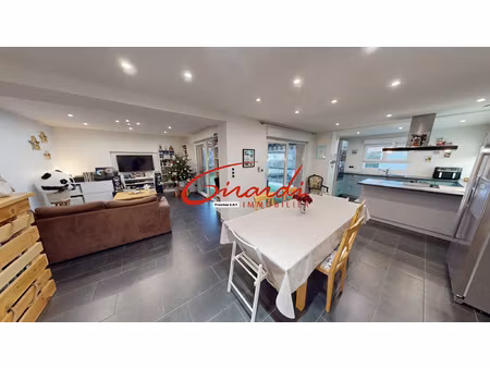 maison des mines jumelée 120 m2 avec sous-sol et garage sur