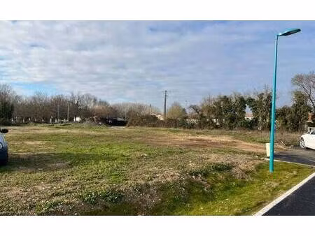 terrain constructible viabilisé à vendre