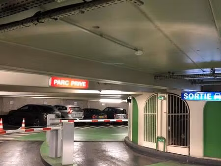 garage parking à louer paris