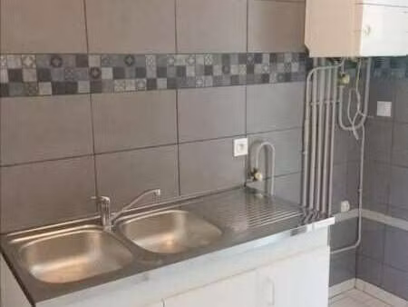 location appartement 3 pièces à lisieux (14100) : à louer 3 pièces / 45m² lisieux