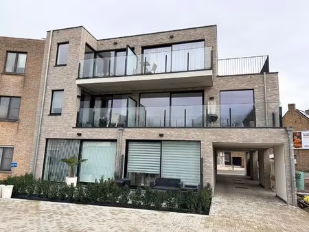 appartement à louer à dampoortstraat 160 sint-kruis (rbu96856)