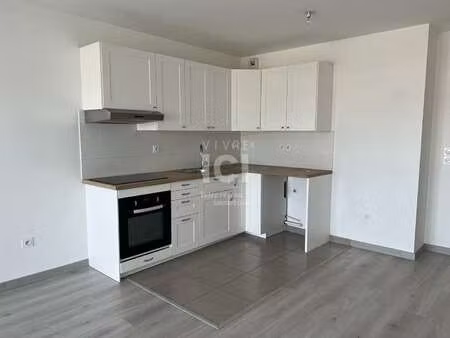 location appartement 3 pièces à carquefou (44470) : à louer 3 pièces / 66m² carquefou