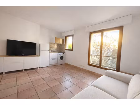 studio à forte valeur patrimoniale – nogent-sur-marne - quartier île de beauté / le port