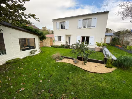 maison sur benet 5 pièce(s) 118 m2