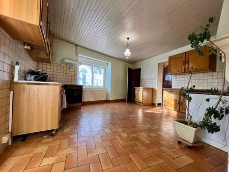 à vendre – maison de caractère avec dépendances à échay