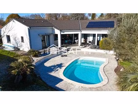 villa contemporaine 4 pièces avec piscine