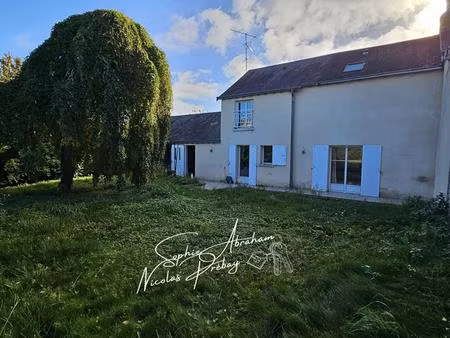 maison rénovée  3 chambres  garage et jardin clos de murs