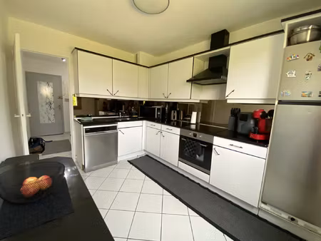 t3 rez-de-chaussée surélevé meythet