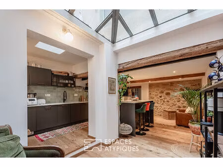 maison de village atypique avec cour à 10 minutes de la mer