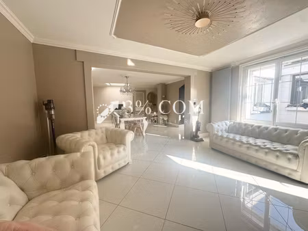 maison semi individuelle 130m2 avec grand garage et jardin