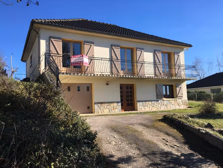 aixe sur vienne  agréable pavillon avec jardin