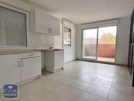 appartement à louer 1 pièce 36.4 m² - le castellet (83) - 663€