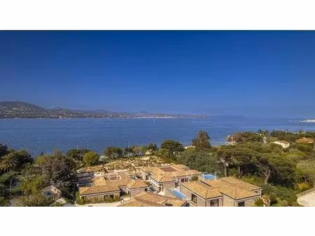 exclusivite : magnifique "villa appartement" en duplex avec très belle vue mer