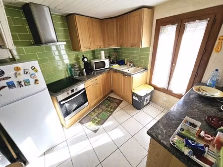 village house rénové balcon a-z avec vue