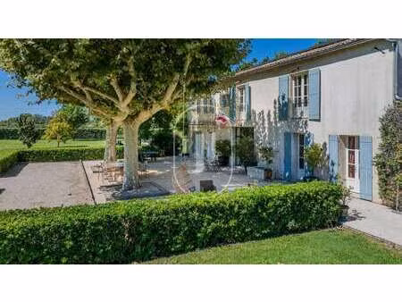 maison de luxe à vendre à eyragues : 1 900 000 € | 320m²