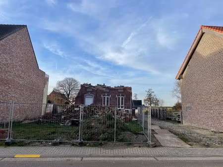 projectgrond met een oppervlakte van 12a78ca.