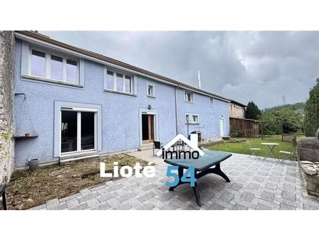 vente maison 8 pièces 213 m² à charmes (88130)  230 000 €