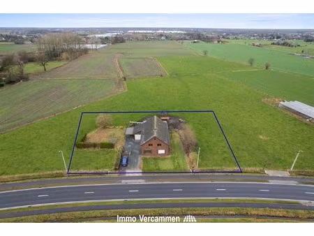 verrassend ruime  landelijke woning te putte