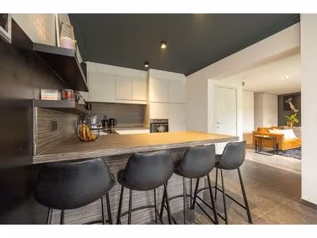 unieke woonst met verborgen tuinoase