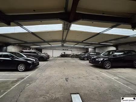 commercieel te koop in berchem