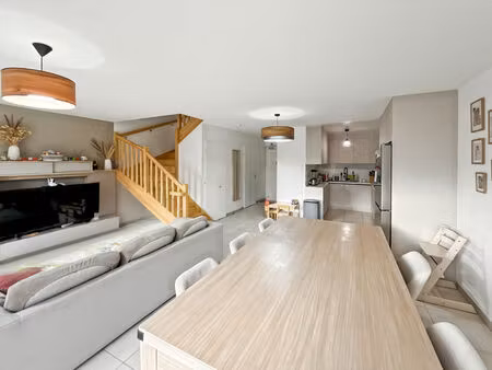 vente maison 5 pièces  85.00m²  cergy