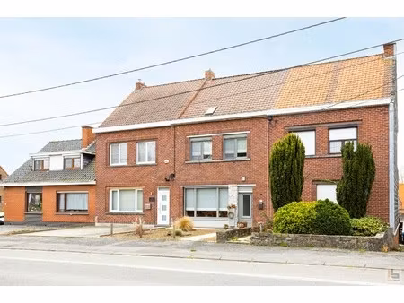 huis te koop in mont-de-l'enclus met 3 slaapkamers