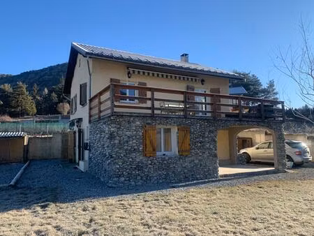 maison 5 pièces sur 1540m2 de terrain