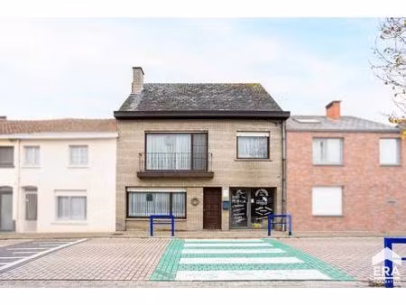 commercieel te koop in haaltert met 3 slaapkamers