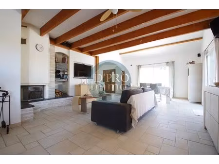 à la haye-fouassière : maison familiale 143 m² avec jardin clos et 2 garages